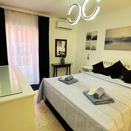 Spacious 3br Walk To & Old Town Appartement *